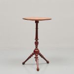 1065 6645 PEDESTAL TABLE